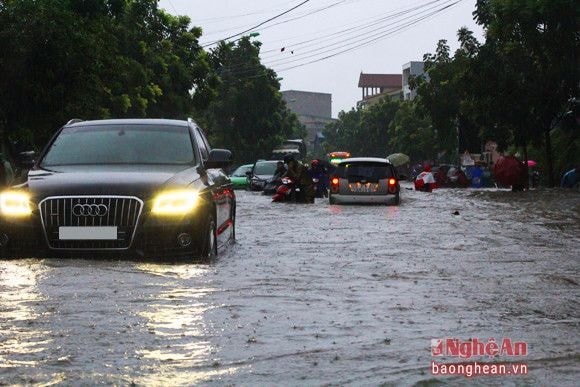 Chiếc xe đắt tiền này đã 