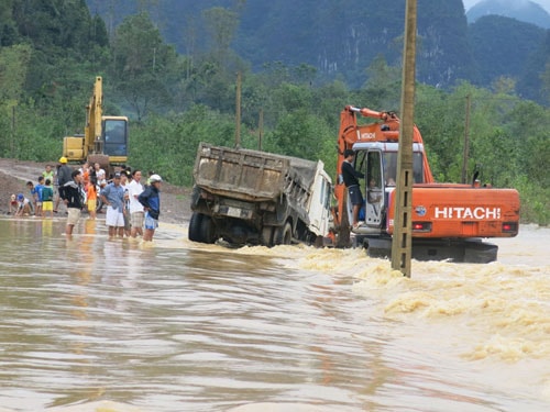 Các khu vực ở miền Trung chịu ảnh hưởng nặng nề của đợt bão lũ lần này.