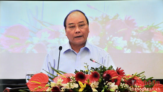 Thủ tướng Chính phủ Nguyễn Xuân Phúc phát biểu chỉ đạo tại Hội nghị.