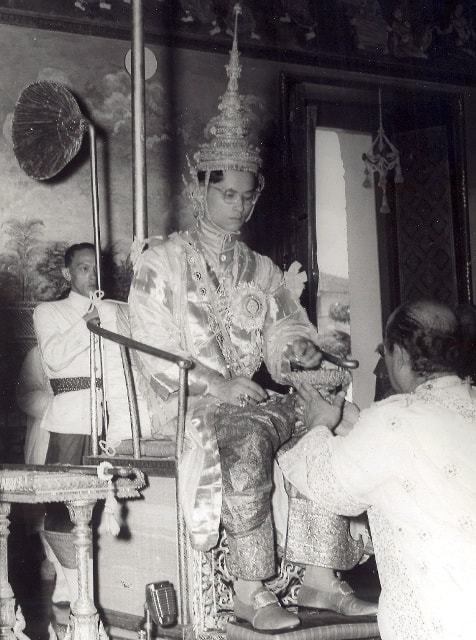 Vua Bhumibol trong lễ đăng cơ. Ảnh: Internet.