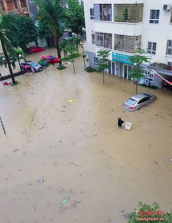 Chung cư phường Lê Lợi có 2 khu nhà A và B. Trong đó khu B là nhà ở xã hội. Đây là hình ảnh ngày 15/10 tại khu B