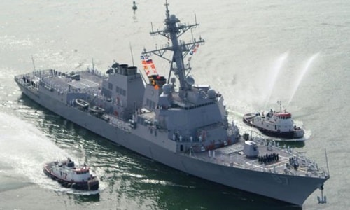 Tàu khu trục USS Mason. Ảnh: Reuters