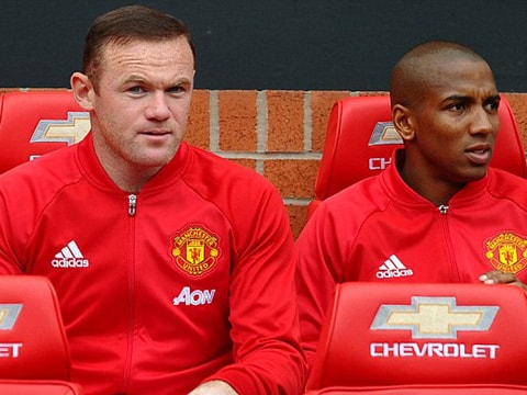 Rooney đã ngồi dự bị ba trận liên  tiếp trong màu a Man United