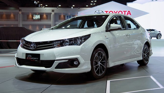 Toyota Corolla Altis ESport nổi bật với phong cách trẻ trung