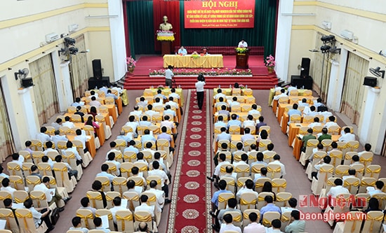 Quang cảnh hội nghị.