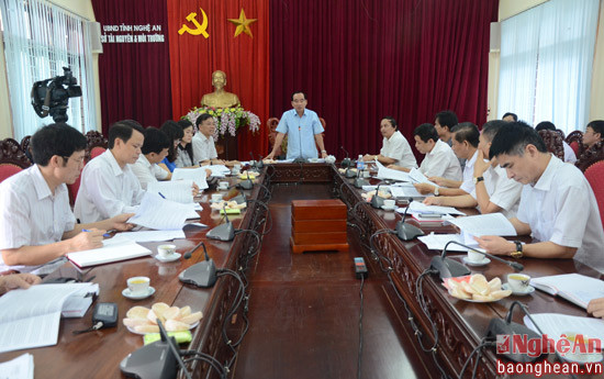 Đồng chí Hoàng Viết Đường- Phó Chủ tịch HĐND tỉnh kết luận buổi làm việc.