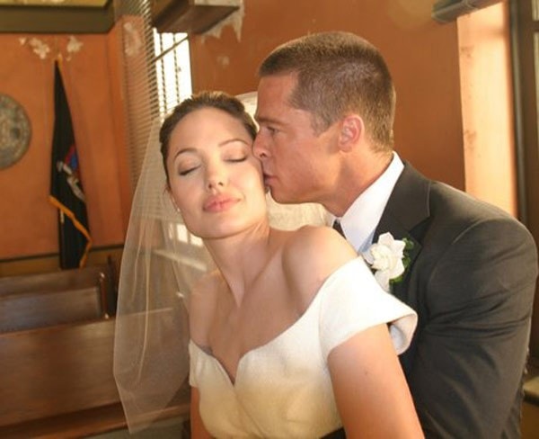 Brad Pitt va Angelina Jolie dang can nhac rut don ly hon hinh anh 2