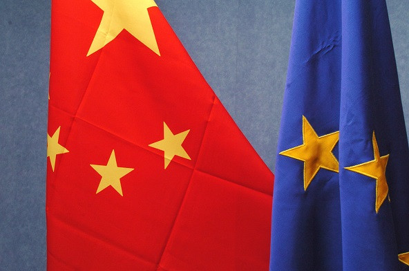 Một trong những lý do của sự đầu tư mạnh tay này là quan hệ giữa Trung Quốc và châu Âu ít căng thẳng hơn rất nhiều so với các mối quan hệ toàn cầu khác.