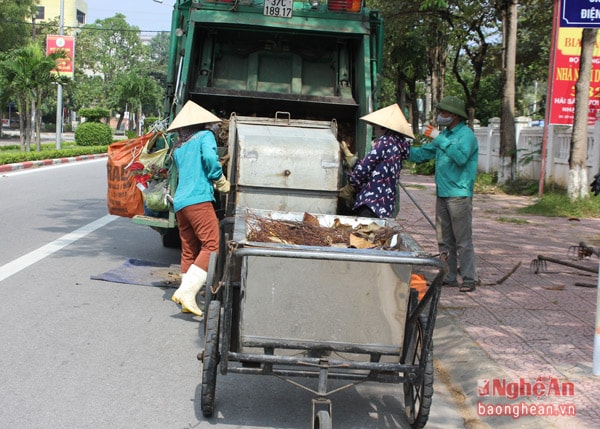 Còn đây là bộ phận xử lý rác thải.