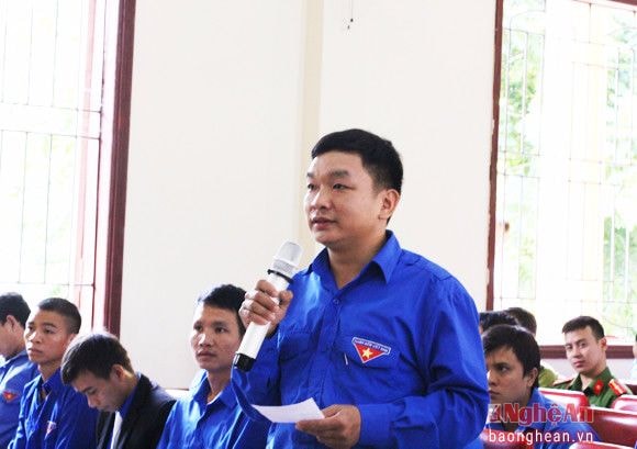 Đoàn viên Lô Văn Thuận, Bí thư đoàn xã Tri Lễ với câu hỏi phát triển mô hình kinh tế cho thanh niên.