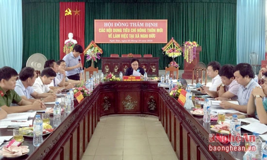 Hội đồng thẩm định tỉnh làm việc tại xã Nghi Đức- TP Vinh.