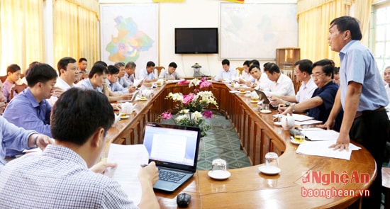 Toản cảnh buổi làm việc