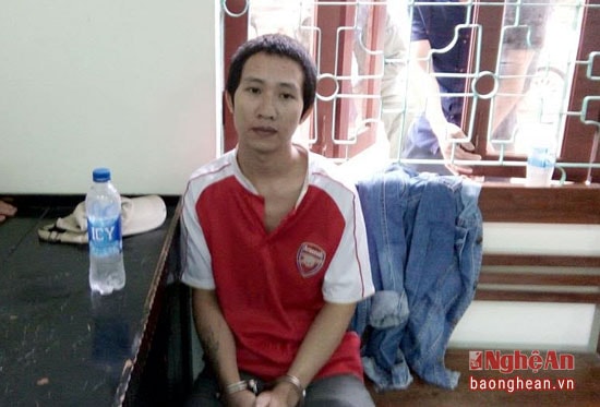 Bị cáo Nguyễn Văn Hòa tuyên phạt 18 tháng tù giam.