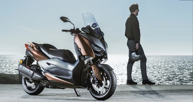 Yamaha X-Max 300 sẽ thay thế đàn anh X-Max 250