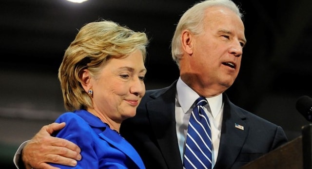 Ông Biden và bà Clinton vốn có quan hệ thân thiết. Trong những tháng vừa qua, ông đã tích cực vận động tranh cử cho cựu ngoại trưởng. Ảnh: Politico
