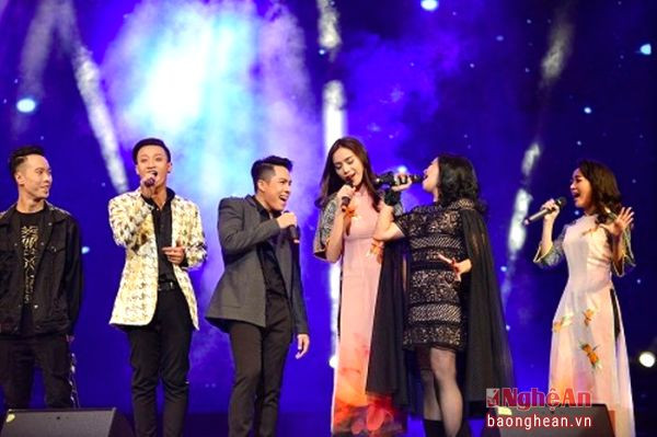 Đêm nhạc còn có sự xuất hiện và biểu diễn của các học trỏ của Thanh Lam và Tùng Dương trong chương trình X Fato
