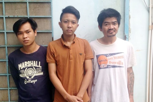 co-gai-bi-nhom-cuop-di-roi-dien-sau-cuoc-cai-va-voi-ban-trai