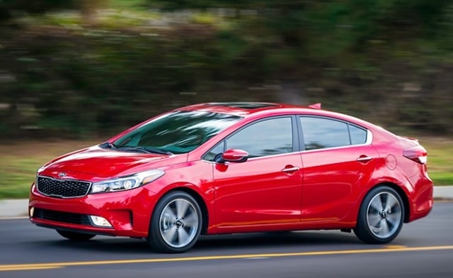 5. Kia: Với 4 model cùng số điểm trung bình 69, Kia tăng một bậc lên vị trí thứ 5 so với năm ngoái. Theo đánh giá của Consumer Reports, các mẫu xe của Kia tốt hơn so với Hyundai.