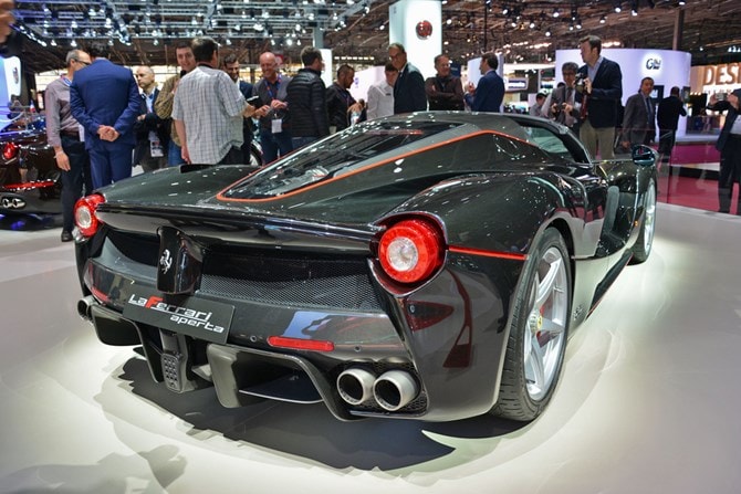 LaFerrari Aperta siêu xe siêu đắt, có tiền không mua được - ảnh 2