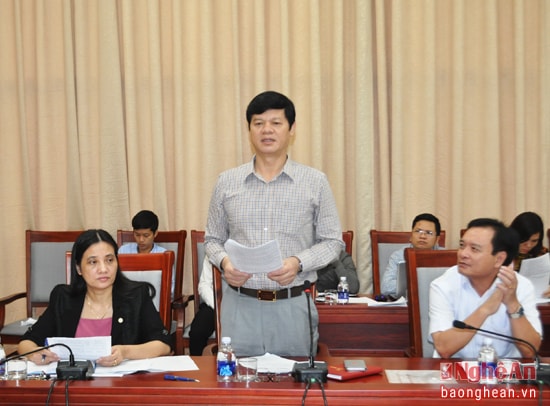 Đồng chí Lê Xuân Đại - Ủy viên Ban Thường vụ Tỉnh ủy, Phó Chủ tịch Thường trực UBND tỉnh cho rằng cần xác định nội dung chất vấn trọng tam, trọng điểm