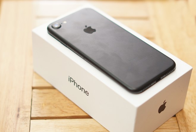 Gia iPhone 7 xach tay lao doc hinh anh 1