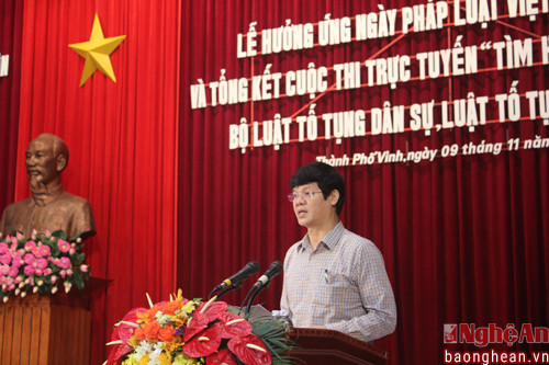 Đồng chí Lê Xuân Đại phát biểu tại hội nghị.