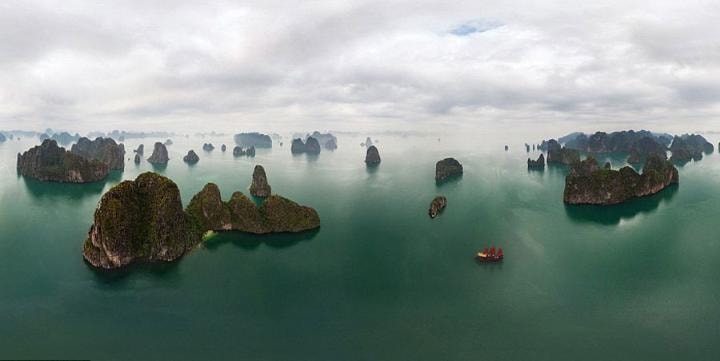 Vịnh Hạ Long, Việt Nam