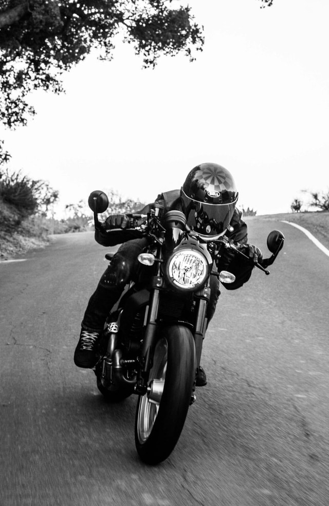 Ducati Scrambler phiên bản Cafe Racer.