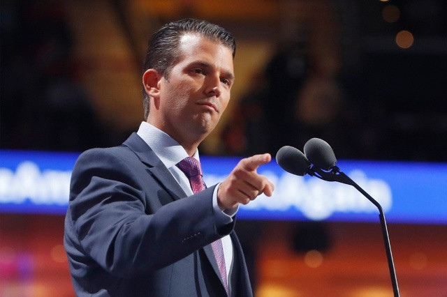 Được đặt trùng tên với cha mình, Donald Trump Jr. (38 tuổi) là 