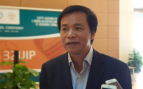 Tổng thư ký Quốc hội Nguyễn Hạnh Phúc trả lời báo chí sáng 11/11
