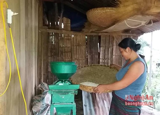 Từ khi các xã vùng lòng hồ Bản Vẽ như Nhôn Mai, Mai Sơn có điện lưới, nhiều máy móc như máy xay xát cũng bằng điện cũng được người dân sử dụng phục vụ tốt cho sinh hoạt hàng ngày. 