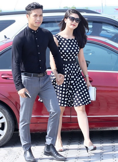 duong-tinh-khong-tron-ven-cua-truong-the-vinh-va-co-truong-8x-3