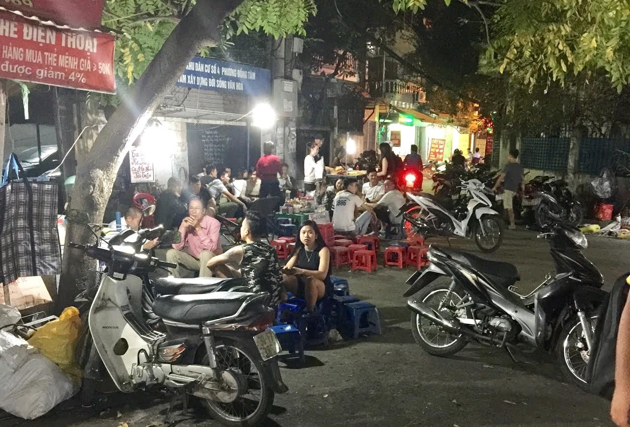 Ngày bán 1.000 xiên nướng, chị xe đẩy thu 150 triệu/tháng