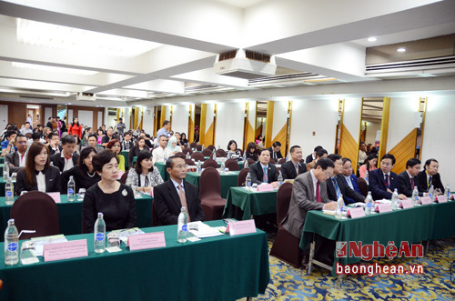 Hơn 200 quan chức, đại diện lãnh đạo doanh nghiệp Vương quốc Thái Lan tham dự hội nghị.