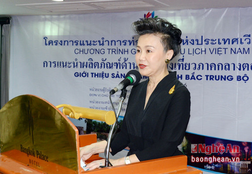 Bà Srixuda Wandapinyosak - Phó Thống đốc cơ quan Marketing quốc tế khu vực Châu Á Thái Bình Dương, Cơ quan Du lịch quốc gia Thái Lan bày tỏ niềm vui khi hội nghị được tổ chức, tạo cơ hội cho các nhà đầu tư Thái Lan và Việt Nam cũng như thỏa mãn nhu cầu du lịch của nhân dân hai nước.