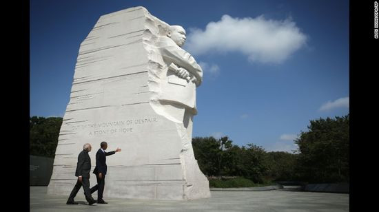 Obama và Thủ tướng Ấn Độ Narendra Modi thăm Đài tưởng niệm Martin Luther King tại Washington ngày 20/9/2014.