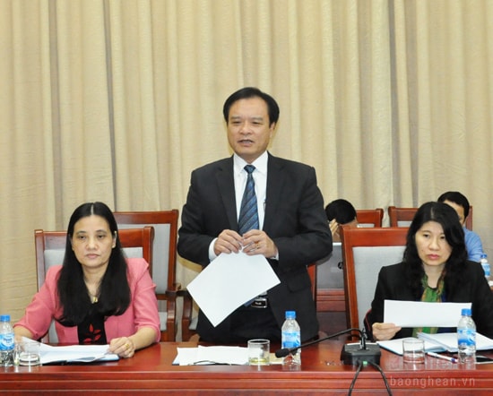 Đồng chí Hồ Phúc Hợp - Ủy viên Ban Thường vụ Tỉnh ủy, Trưởng ban Tuyên giáo Tỉnh ủy, Trưởng ban Văn hóa - Xã hội HĐND tỉnh cho rằng việc chuyển nhượng, chuyển đổi các dự án trên địa bàn tỉnh đang đặt ra nhiều vấn đề mà HĐND tỉnh cần vào cuộc giám sát để chấn chỉnh