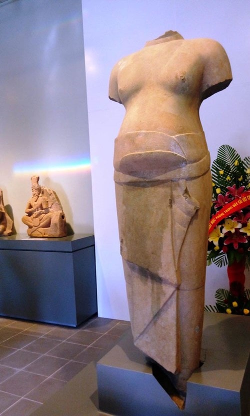 Tượng nam thần Bà la môn.