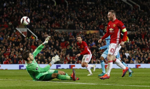 rooney-lap-ky-luc-man-utd-de-bep-feyenoord