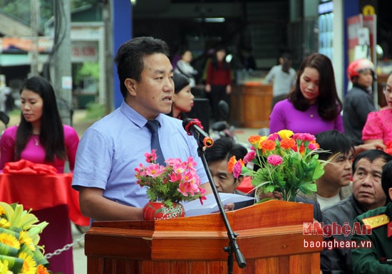 UBND huyện Quế Phong cam kết, hỗ trợ kinh phí cho gian hàng hoạt động hiệu quả.
