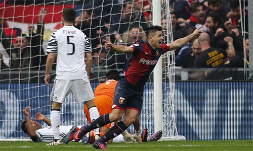 genoa-3-1-juventus-cai-tat-nay-dom-dom-tu-con-trai-hlv-simeone