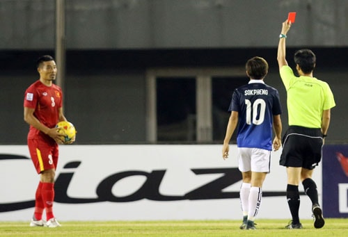 dinh-luat-chi-bi-treo-gio-mot-tran-o-aff-cup