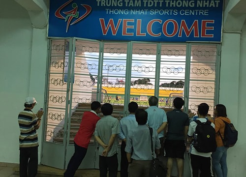 tuyen-thu-viet-nam-xin-roi-doi-ve-que-cham-bo-1