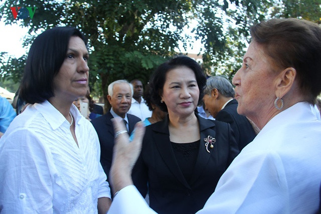 Chủ tịch Quốc hội nhấn mạnh, người dân Việt Nam luôn tin tưởng và dành tình yêu cho Cuba. 