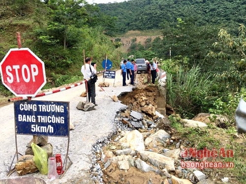 Mặc dù đã được thông xe bước 1 nhưng trên quốc Lộ 16 hay còn gọi đường vành đai biên giơi Nghệ An (từ Quế Phongđi Kỳ Sơn) tuy được thông xe bước 1 nhưng vẫn trong tình trạng hư hỏng nặng 