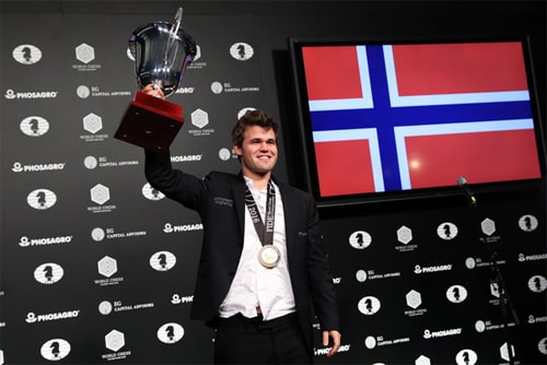 magnus-carlsen-lan-thu-ba-lien-tiep-vo-dich-co-vua-the-gioi