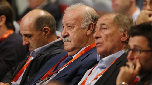 del-bosque-neu-thang-tai-nou-camp-real-rong-cua-vo-dich-la-liga