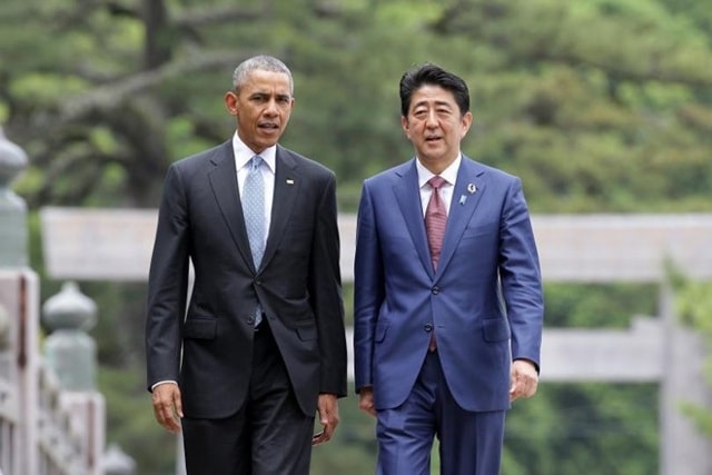 Tổng thống Obama (trái) cùng Thủ tướng Abe trong chuyến thăm của ông Obama tới Nhật Bản hồi tháng 5. Ảnh: Getty