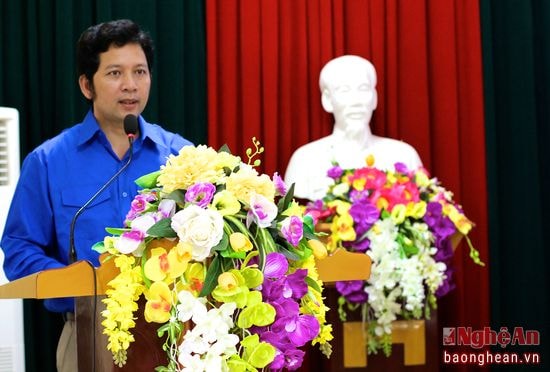 Phó Bí thư thường trực Tỉnh đoàn Dương Hoàng Vũ đánh giá cao vai trò nòng cốt của đoàn viên thanh niên TP Vinh trong công tác Đoàn của tỉnh nhà, cũng như xây dựng, quảng bá hình ảnh về cuộc sống, con người TP Vinh. Đồng thời, chỉ đạo, thống nhất mục tiêu, phương hướng hoạt động trong thời gian tới. 