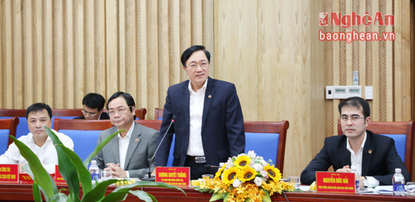 Tổng Giám đốc Ngân hàng CSXH Việt Nam Dương Quyết Thắng cam kết sẽ tăng cường bố trí nguồn lực để cho vay các đối tượng chính sách trên địa bàn Nghệ An. 